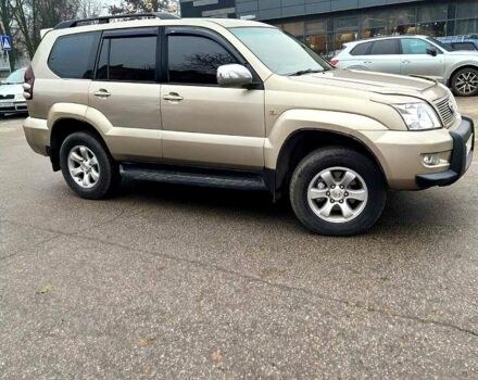 Бежевый Тойота Ленд Крузер, объемом двигателя 4 л и пробегом 330 тыс. км за 12500 $, фото 2 на Automoto.ua