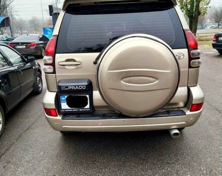 Бежевый Тойота Ленд Крузер, объемом двигателя 4 л и пробегом 330 тыс. км за 12500 $, фото 1 на Automoto.ua