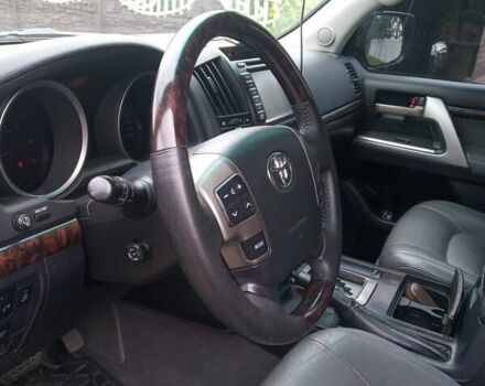 Бежевый Тойота Ленд Крузер, объемом двигателя 4.5 л и пробегом 156 тыс. км за 29000 $, фото 1 на Automoto.ua