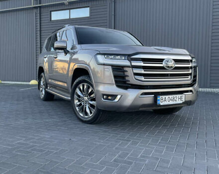 Бежевый Тойота Ленд Крузер, объемом двигателя 3.45 л и пробегом 24 тыс. км за 93000 $, фото 2 на Automoto.ua