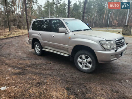 Тойота Ленд Крузер 2002 в Киеве на Automoto.ua Бежевый Тойота Ленд Крузер, объемом двигателя 4.7 л и пробегом 485 тыс. км за 10100 $, фото 1 на Automoto.ua