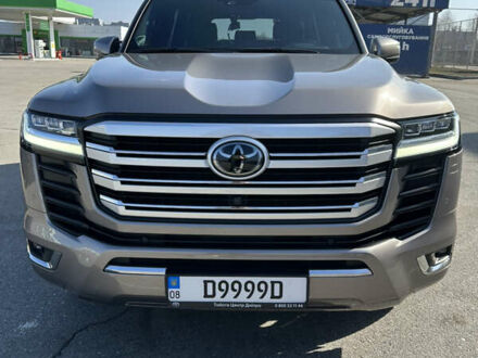 Тойота Ленд Крузер 2022 в Запорожье на Automoto.ua Бежевый Тойота Ленд Крузер, объемом двигателя 3.3 л и пробегом 62 тыс. км за 79900 $, фото 1 на Automoto.ua