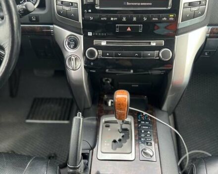 Чорний Тойота Ленд Крузер, об'ємом двигуна 4.5 л та пробігом 302 тис. км за 32000 $, фото 12 на Automoto.ua