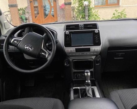 Чорний Тойота Ленд Крузер, об'ємом двигуна 2.8 л та пробігом 122 тис. км за 39000 $, фото 2 на Automoto.ua