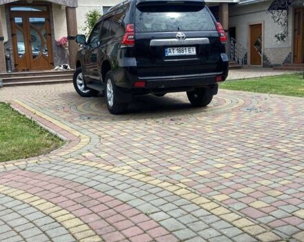 Чорний Тойота Ленд Крузер, об'ємом двигуна 2.8 л та пробігом 122 тис. км за 39000 $, фото 1 на Automoto.ua