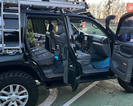 Черный Тойота Ленд Крузер, объемом двигателя 4.7 л и пробегом 430 тыс. км за 25000 $, фото 17 на Automoto.ua