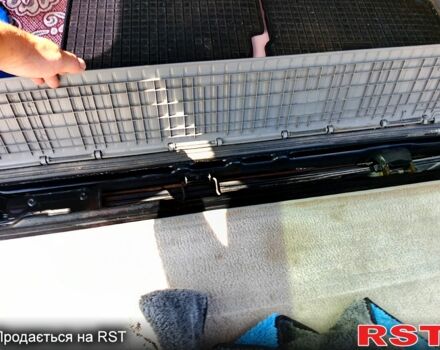 Черный Тойота Ленд Крузер, объемом двигателя 4.7 л и пробегом 493 тыс. км за 14000 $, фото 10 на Automoto.ua