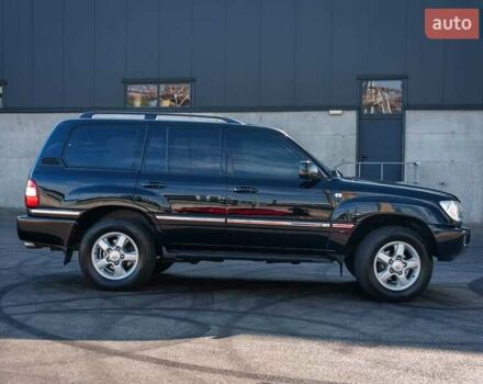 Черный Тойота Ленд Крузер, объемом двигателя 4.7 л и пробегом 369 тыс. км за 25000 $, фото 1 на Automoto.ua