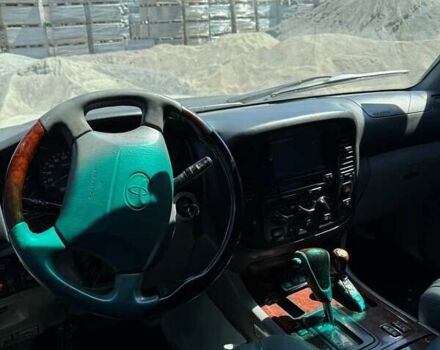 Черный Тойота Ленд Крузер, объемом двигателя 4.16 л и пробегом 242 тыс. км за 27000 $, фото 7 на Automoto.ua