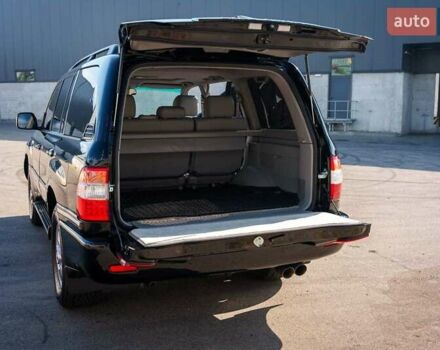 Черный Тойота Ленд Крузер, объемом двигателя 4.7 л и пробегом 369 тыс. км за 25000 $, фото 16 на Automoto.ua