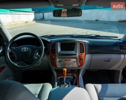 Черный Тойота Ленд Крузер, объемом двигателя 4.7 л и пробегом 369 тыс. км за 25000 $, фото 18 на Automoto.ua
