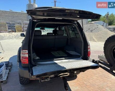 Черный Тойота Ленд Крузер, объемом двигателя 4.16 л и пробегом 242 тыс. км за 27000 $, фото 6 на Automoto.ua