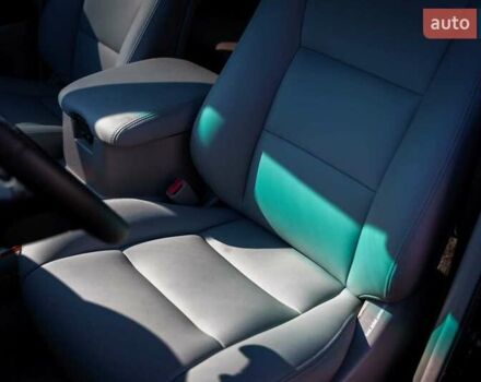 Черный Тойота Ленд Крузер, объемом двигателя 4.7 л и пробегом 369 тыс. км за 25000 $, фото 25 на Automoto.ua