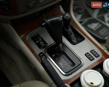 Черный Тойота Ленд Крузер, объемом двигателя 4.16 л и пробегом 400 тыс. км за 15000 $, фото 17 на Automoto.ua