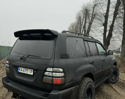 Черный Тойота Ленд Крузер, объемом двигателя 4.16 л и пробегом 400 тыс. км за 15000 $, фото 23 на Automoto.ua