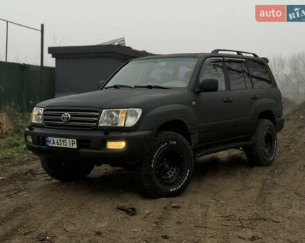 Черный Тойота Ленд Крузер, объемом двигателя 4.16 л и пробегом 400 тыс. км за 15000 $, фото 29 на Automoto.ua