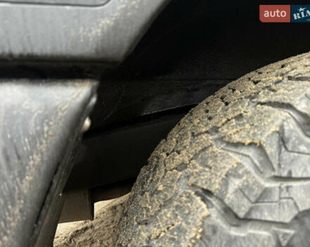 Черный Тойота Ленд Крузер, объемом двигателя 4.16 л и пробегом 400 тыс. км за 15000 $, фото 22 на Automoto.ua