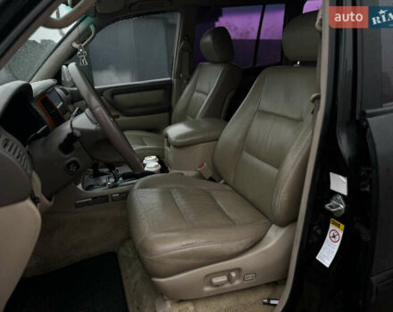 Черный Тойота Ленд Крузер, объемом двигателя 4.16 л и пробегом 400 тыс. км за 15000 $, фото 13 на Automoto.ua