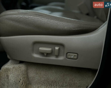 Черный Тойота Ленд Крузер, объемом двигателя 4.16 л и пробегом 400 тыс. км за 15000 $, фото 15 на Automoto.ua