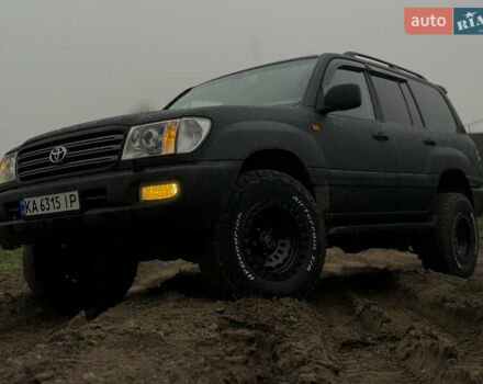 Черный Тойота Ленд Крузер, объемом двигателя 4.16 л и пробегом 400 тыс. км за 15000 $, фото 28 на Automoto.ua