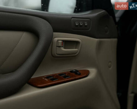 Черный Тойота Ленд Крузер, объемом двигателя 4.16 л и пробегом 400 тыс. км за 15000 $, фото 14 на Automoto.ua