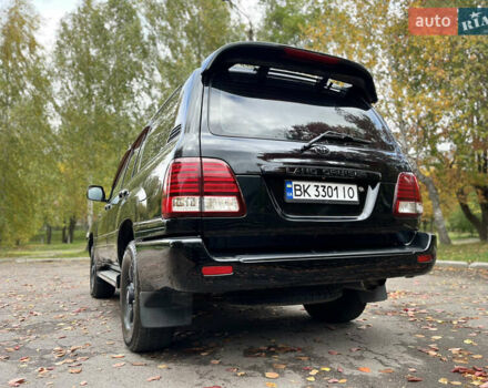 Черный Тойота Ленд Крузер, объемом двигателя 4.16 л и пробегом 560 тыс. км за 18499 $, фото 8 на Automoto.ua