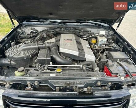 Черный Тойота Ленд Крузер, объемом двигателя 4.7 л и пробегом 286 тыс. км за 16000 $, фото 8 на Automoto.ua