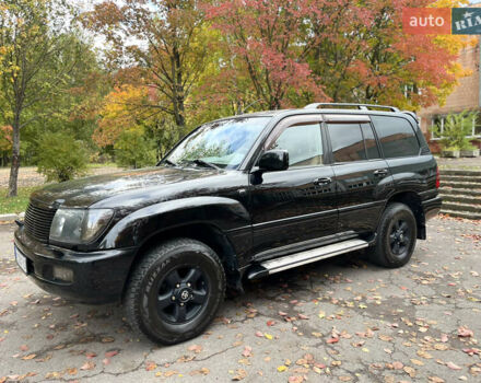 Черный Тойота Ленд Крузер, объемом двигателя 4.16 л и пробегом 560 тыс. км за 18499 $, фото 1 на Automoto.ua