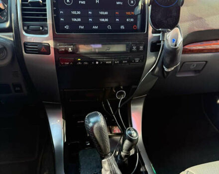 Черный Тойота Ленд Крузер, объемом двигателя 3.96 л и пробегом 430 тыс. км за 13000 $, фото 12 на Automoto.ua