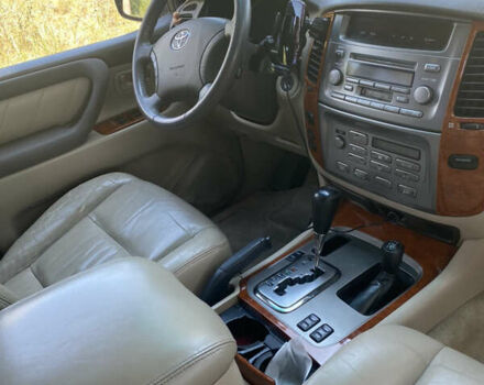 Черный Тойота Ленд Крузер, объемом двигателя 4.66 л и пробегом 340 тыс. км за 16300 $, фото 3 на Automoto.ua