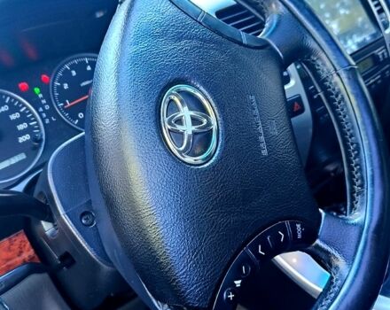 Чорний Тойота Ленд Крузер, об'ємом двигуна 4 л та пробігом 200 тис. км за 16000 $, фото 1 на Automoto.ua