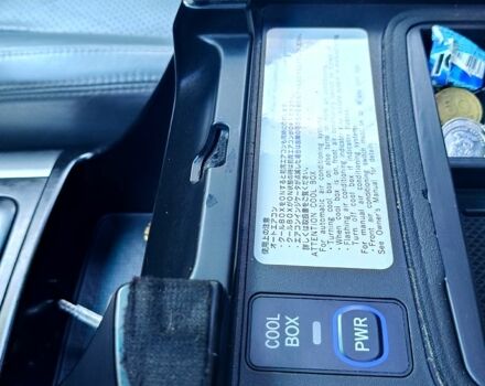 Чорний Тойота Ленд Крузер, об'ємом двигуна 4 л та пробігом 200 тис. км за 16000 $, фото 6 на Automoto.ua