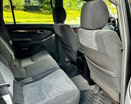 Черный Тойота Ленд Крузер, объемом двигателя 2.7 л и пробегом 97 тыс. км за 14499 $, фото 6 на Automoto.ua