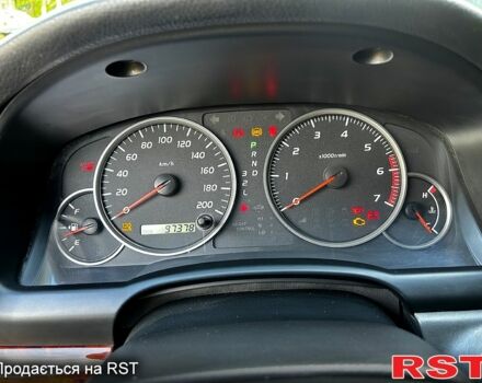 Черный Тойота Ленд Крузер, объемом двигателя 2.7 л и пробегом 97 тыс. км за 14499 $, фото 8 на Automoto.ua