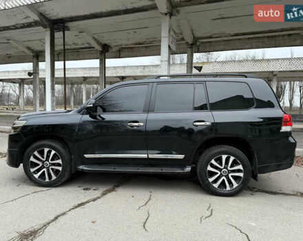 Черный Тойота Ленд Крузер, объемом двигателя 4.66 л и пробегом 315 тыс. км за 28500 $, фото 11 на Automoto.ua