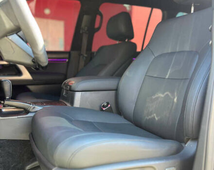 Черный Тойота Ленд Крузер, объемом двигателя 4.7 л и пробегом 220 тыс. км за 35900 $, фото 16 на Automoto.ua