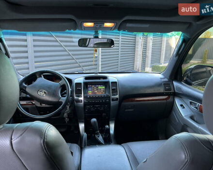 Чорний Тойота Ленд Крузер, об'ємом двигуна 2.98 л та пробігом 270 тис. км за 17800 $, фото 7 на Automoto.ua