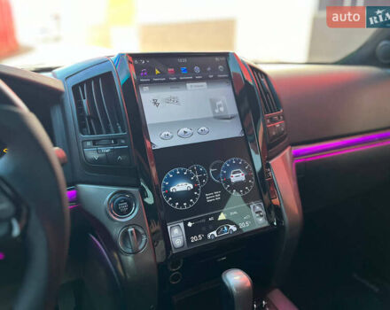 Черный Тойота Ленд Крузер, объемом двигателя 4.7 л и пробегом 220 тыс. км за 35900 $, фото 17 на Automoto.ua