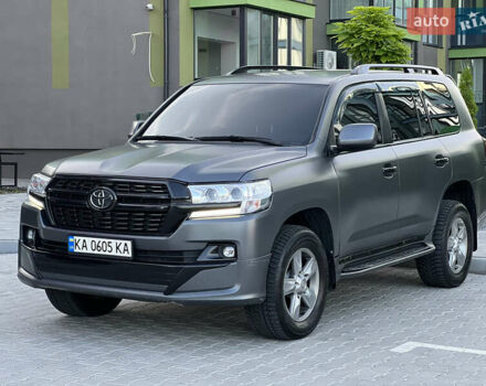 Чорний Тойота Ленд Крузер, об'ємом двигуна 4.66 л та пробігом 310 тис. км за 23900 $, фото 6 на Automoto.ua