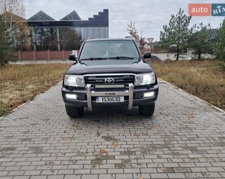 Черный Тойота Ленд Крузер, объемом двигателя 4.66 л и пробегом 337 тыс. км за 20700 $, фото 8 на Automoto.ua