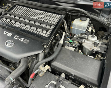 Черный Тойота Ленд Крузер, объемом двигателя 4.5 л и пробегом 297 тыс. км за 27900 $, фото 76 на Automoto.ua