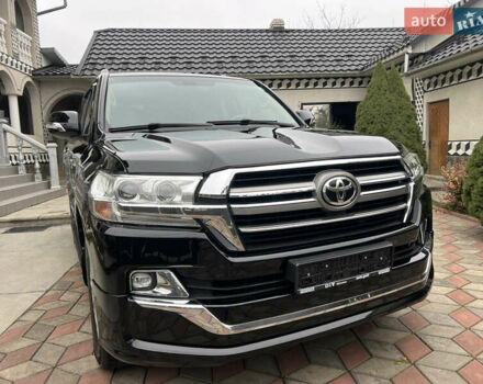 Черный Тойота Ленд Крузер, объемом двигателя 4.5 л и пробегом 297 тыс. км за 27900 $, фото 24 на Automoto.ua