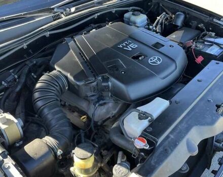 Чорний Тойота Ленд Крузер, об'ємом двигуна 4 л та пробігом 377 тис. км за 17500 $, фото 9 на Automoto.ua