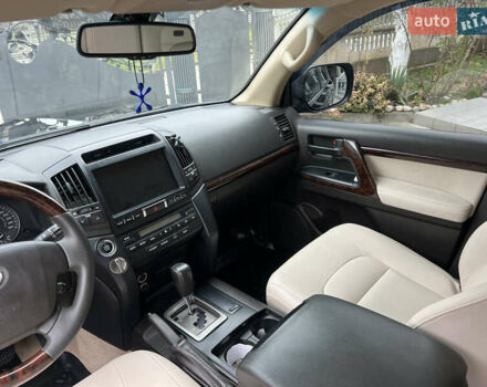 Черный Тойота Ленд Крузер, объемом двигателя 4.5 л и пробегом 297 тыс. км за 27900 $, фото 63 на Automoto.ua