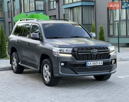 Чорний Тойота Ленд Крузер, об'ємом двигуна 4.66 л та пробігом 310 тис. км за 23900 $, фото 9 на Automoto.ua