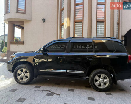 Чорний Тойота Ленд Крузер, об'ємом двигуна 4.7 л та пробігом 271 тис. км за 21900 $, фото 12 на Automoto.ua