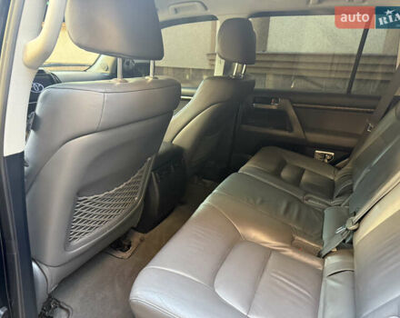 Чорний Тойота Ленд Крузер, об'ємом двигуна 4.7 л та пробігом 271 тис. км за 21900 $, фото 14 на Automoto.ua