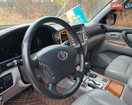 Черный Тойота Ленд Крузер, объемом двигателя 4.66 л и пробегом 337 тыс. км за 20700 $, фото 24 на Automoto.ua