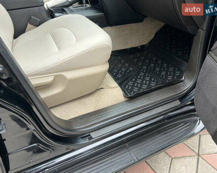 Черный Тойота Ленд Крузер, объемом двигателя 4.5 л и пробегом 297 тыс. км за 27900 $, фото 66 на Automoto.ua