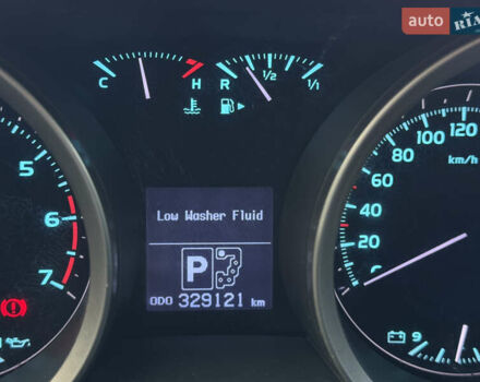 Черный Тойота Ленд Крузер, объемом двигателя 4.66 л и пробегом 329 тыс. км за 21000 $, фото 11 на Automoto.ua